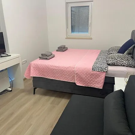 Apartman L&p *