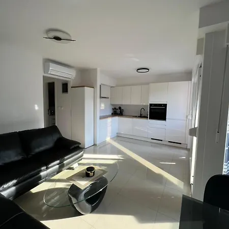 L&p Apartment