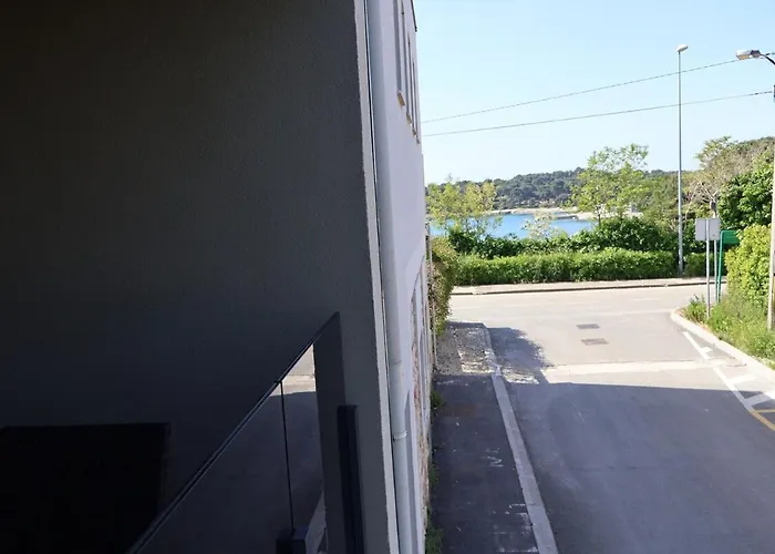 L&p Apartamento Pula